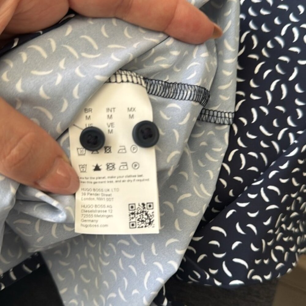BOSS Roan Kent Men s Medium Navy and White Button Down - Picture 5 of 6